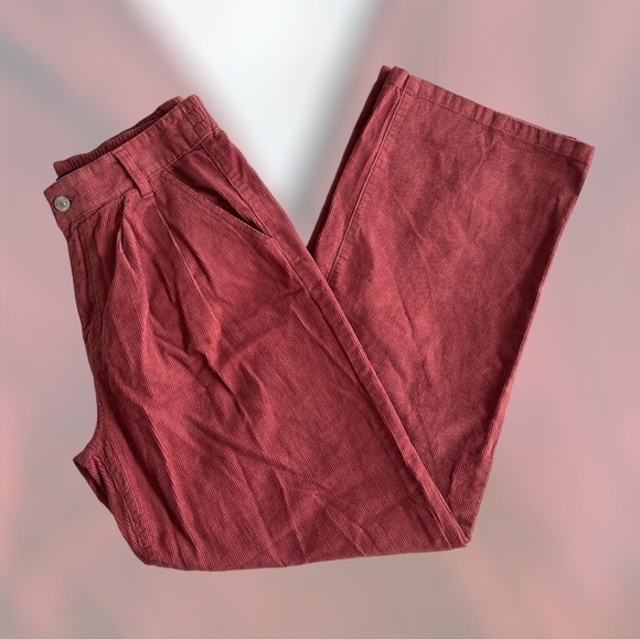 Forever 21 Pants - Forever 21 Womens dark peach pleated corduroy pants size L
